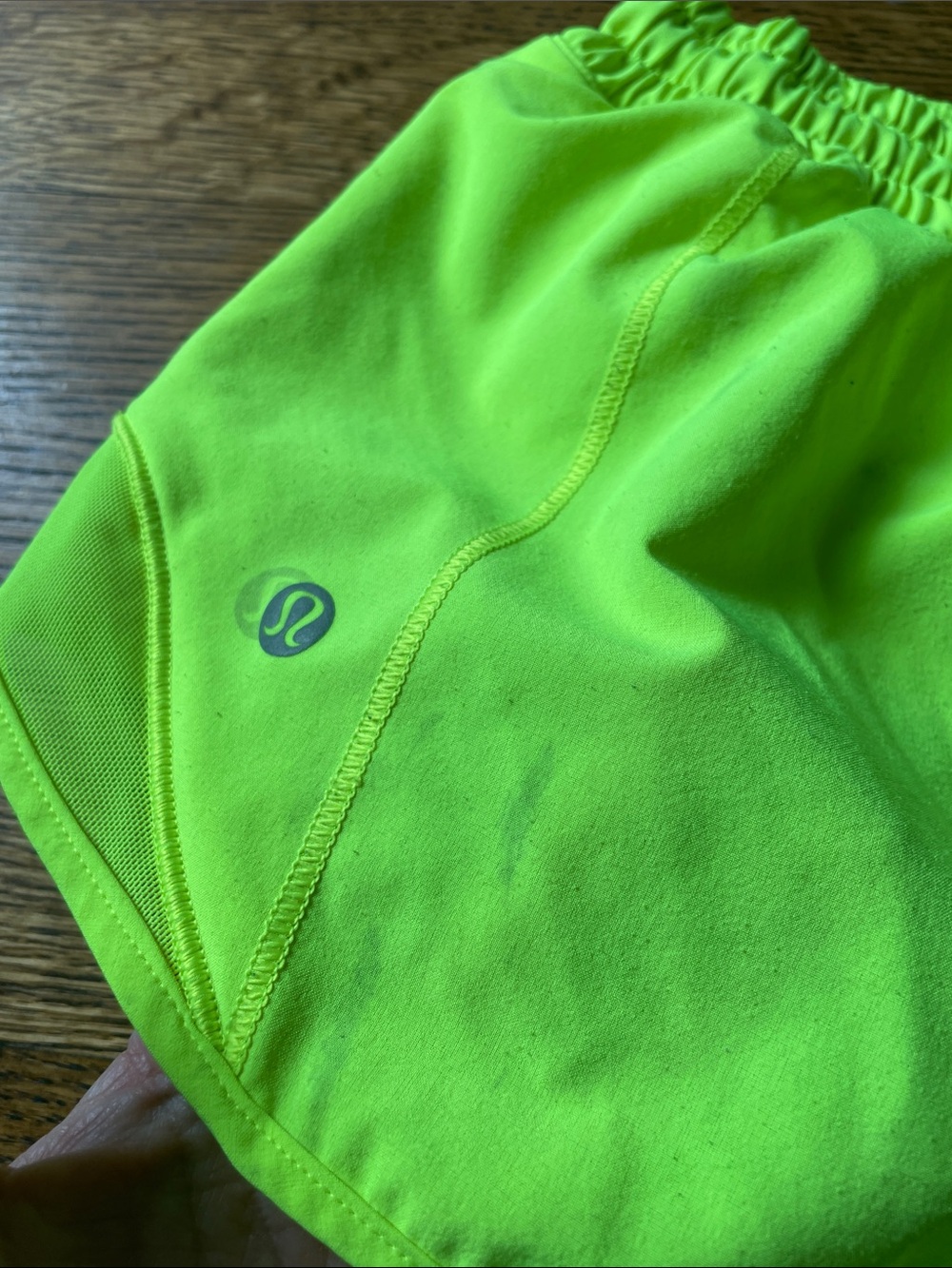 lululemon athletica Hotty Hot Low Rise Lined 2.5” - Picture 5 of 8